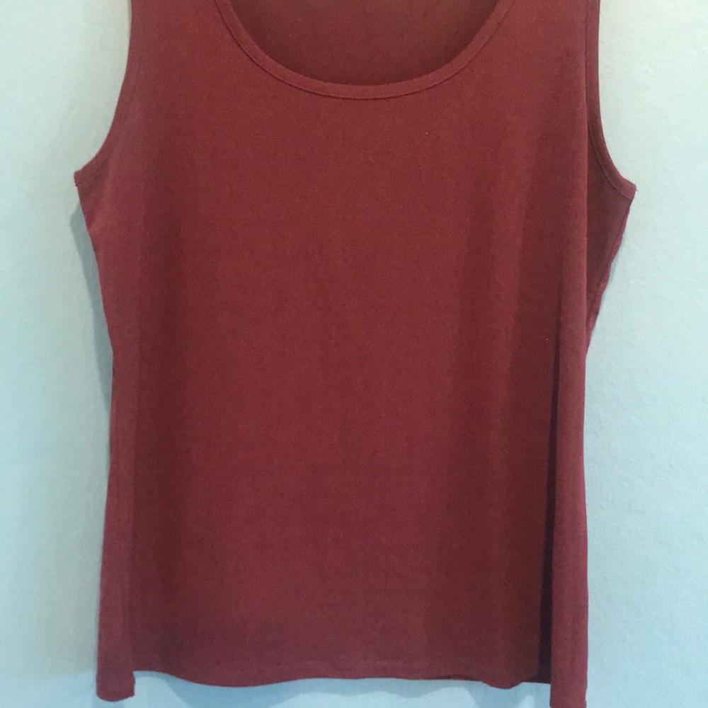 Sleeveless top